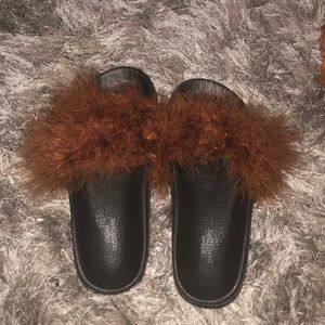 Urban outfitter pool sandals